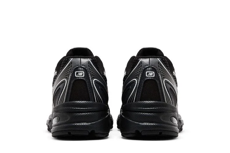 Кроссовки New Balance 740 Big Kid Wide 'Black Silver Metallic'