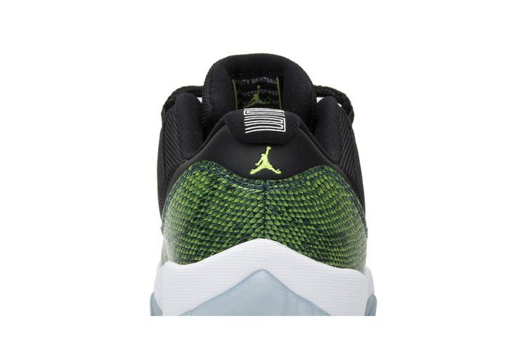 air-jordan-11-retro-low-snake-528895-033_06