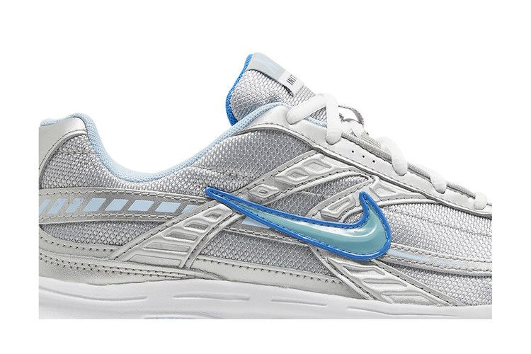 wmns-initiator-metallic-silver-ice-blue-394053-001_01