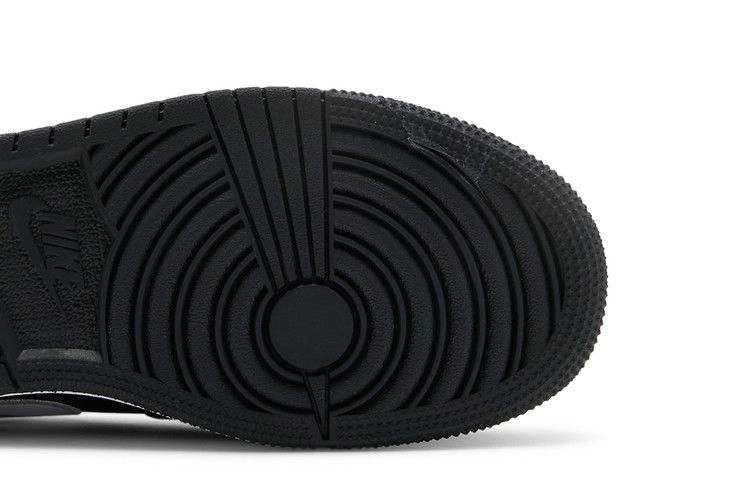 Кроссовки Air Jordan 1 High FlyEase GS 'Black White'