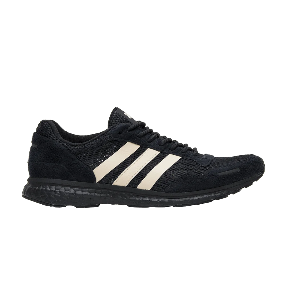 Krossovki-Undefeated-x-adidas-adiZero-Adios-3-Black