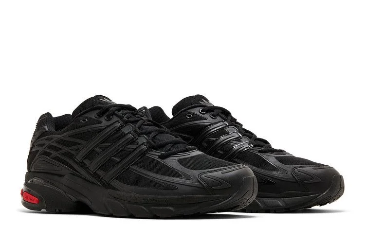 Krossovki-adidas-Adistar-Cushion-Black-Scarlet-7