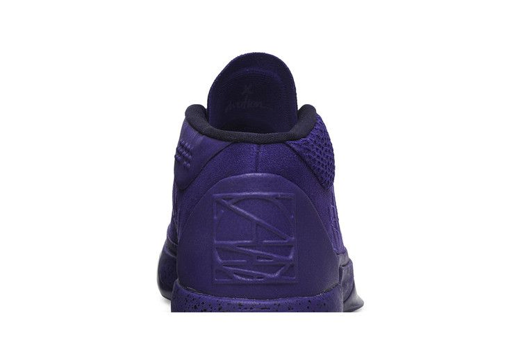 Кроссовки Nike Kobe A.D. Mid 'Fearless'