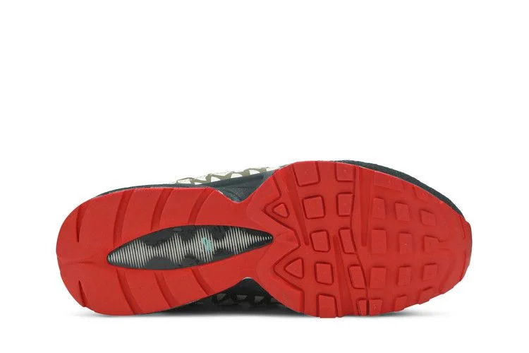 Krossovki-Nike-Air-Max-95-GS-Monster-3