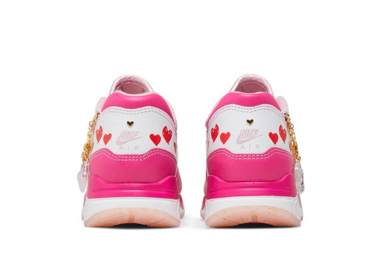air-max-1-86-og-big-bubble-doernbecher-xix-fz3021-919_05