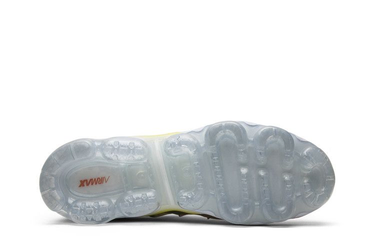 Кроссовки Nike Air VaporMax Plus 'Retuned Air'