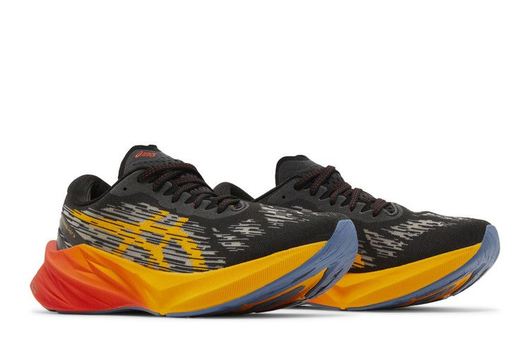 novablast-3-black-orange-1011b458-001_07