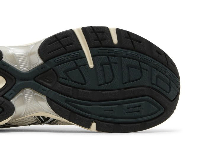 kith-x-gel-1130-cream-scarab-2024-1203s565-100_04