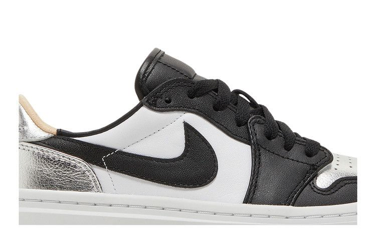 Кроссовки Wmns Air Jordan 1 Elevate Low SE 'Silver Toe'