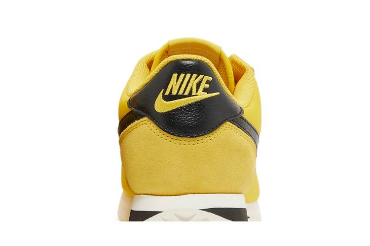 Кроссовки Nike Wmns Cortez 'Vivid Sulfur'