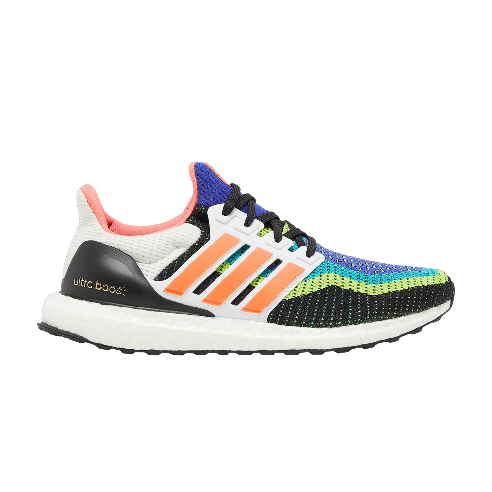 Krossovki-adidas-UltraBoost-2.0-DNA-What-The-Cloud-White