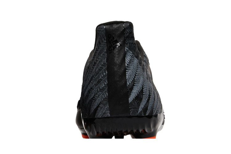 Кроссовки adidas Predator Malice Control 'Black Solar Orange'