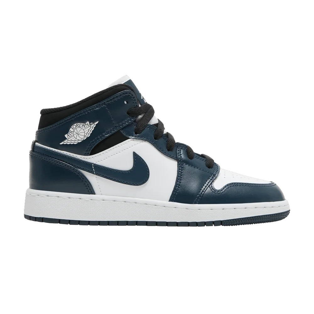 Krossovki-Air-Jordan-1-Mid-GS-Armory-Navy