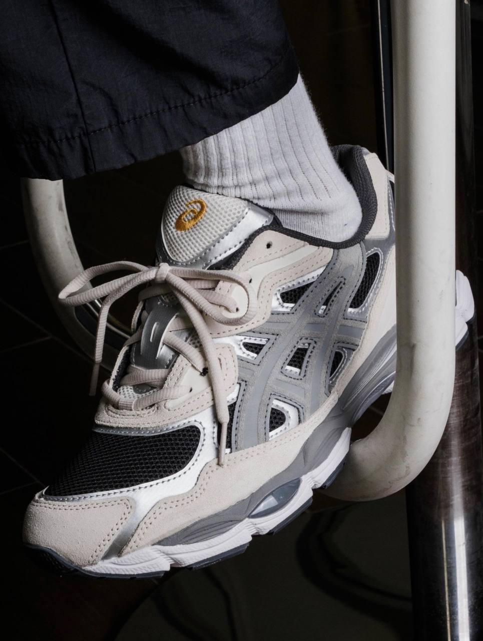Asics-Gel-NYC-Clay-Grey-Black-1