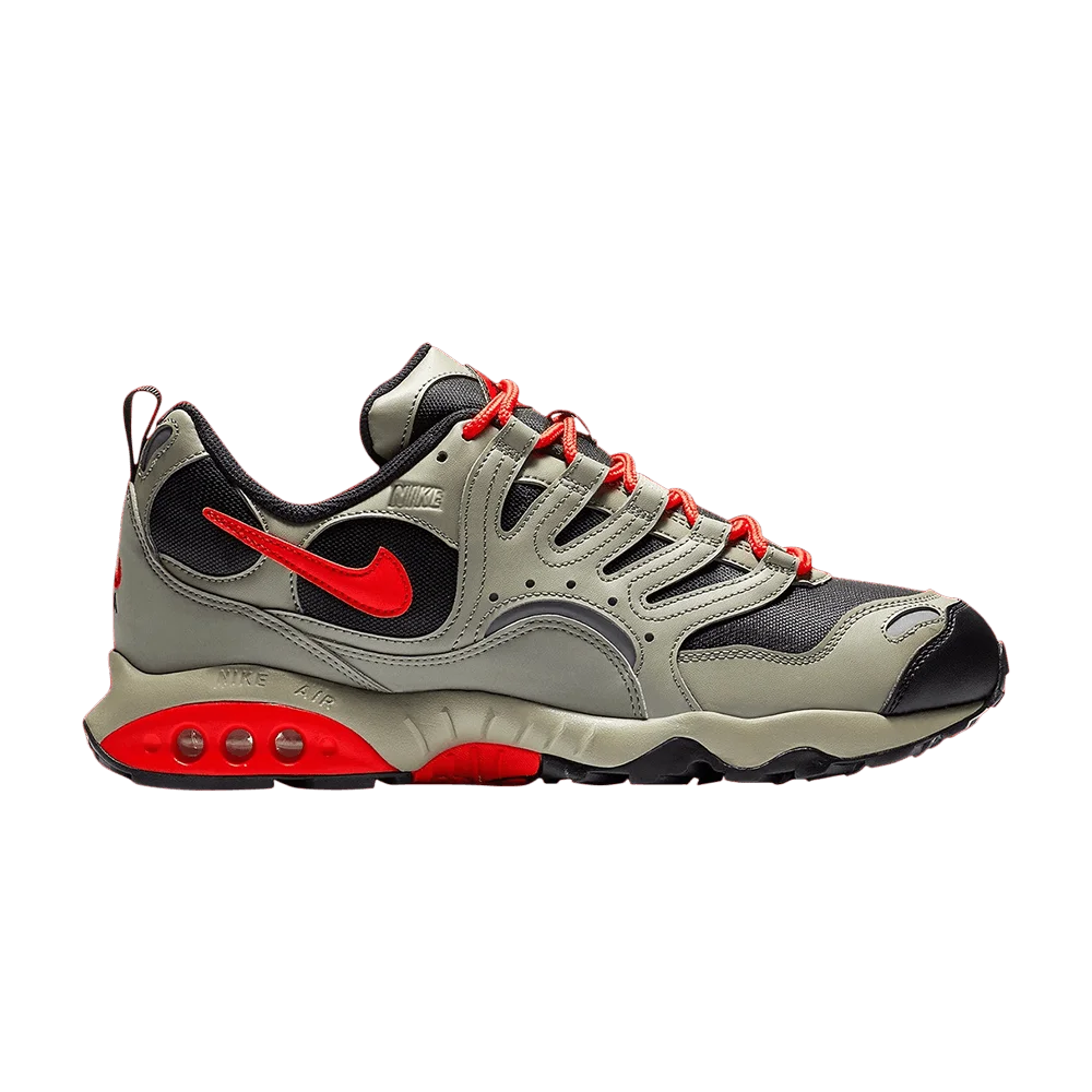 Krossovki-Nike-Air-Terra-Humara-18-Habanero