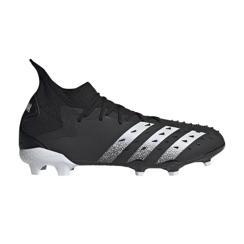 Krossovki-Adidas-Predator-Freak.2-FG-Demonskin-Black-White