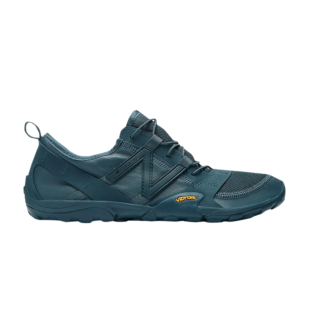 Krossovki-Issey-Miyake-x-New-Balance-MT10O-Tornado