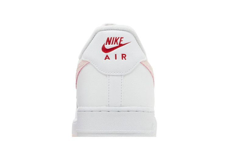 Кроссовки Nike Air Force 1 '07 'Valentine's Day 2022'