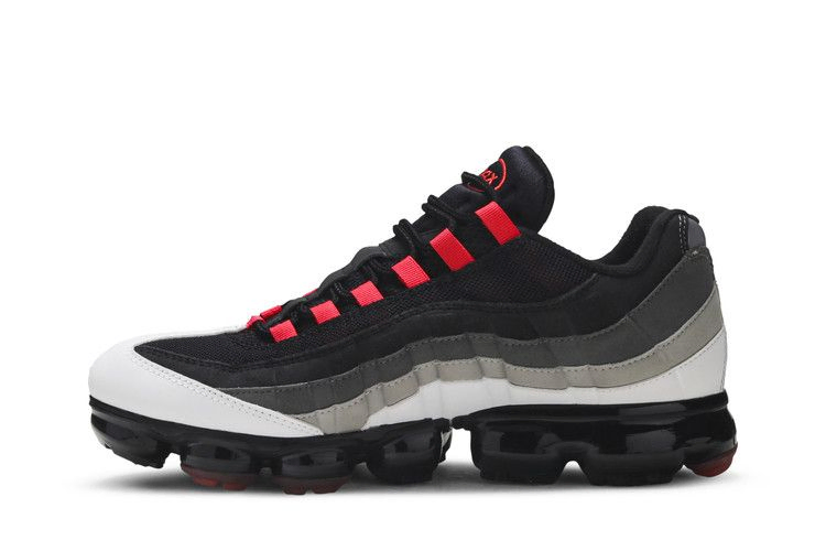 Кроссовки Nike Air VaporMax 95 'Hot Red'