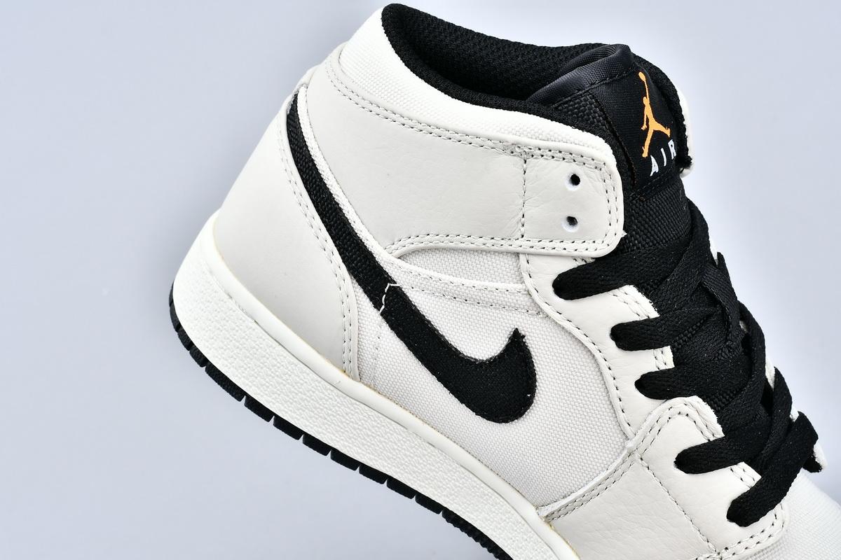 Air-Jordan-1-Retro-Mid-SE-Light-Bone-8