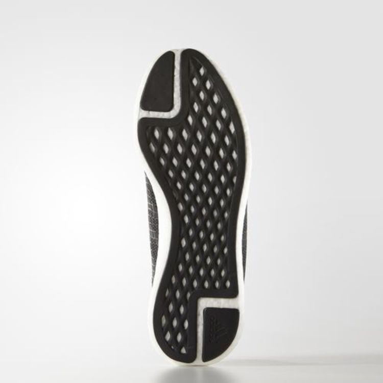 pure-boost-2-0-core-black-s83034_04
