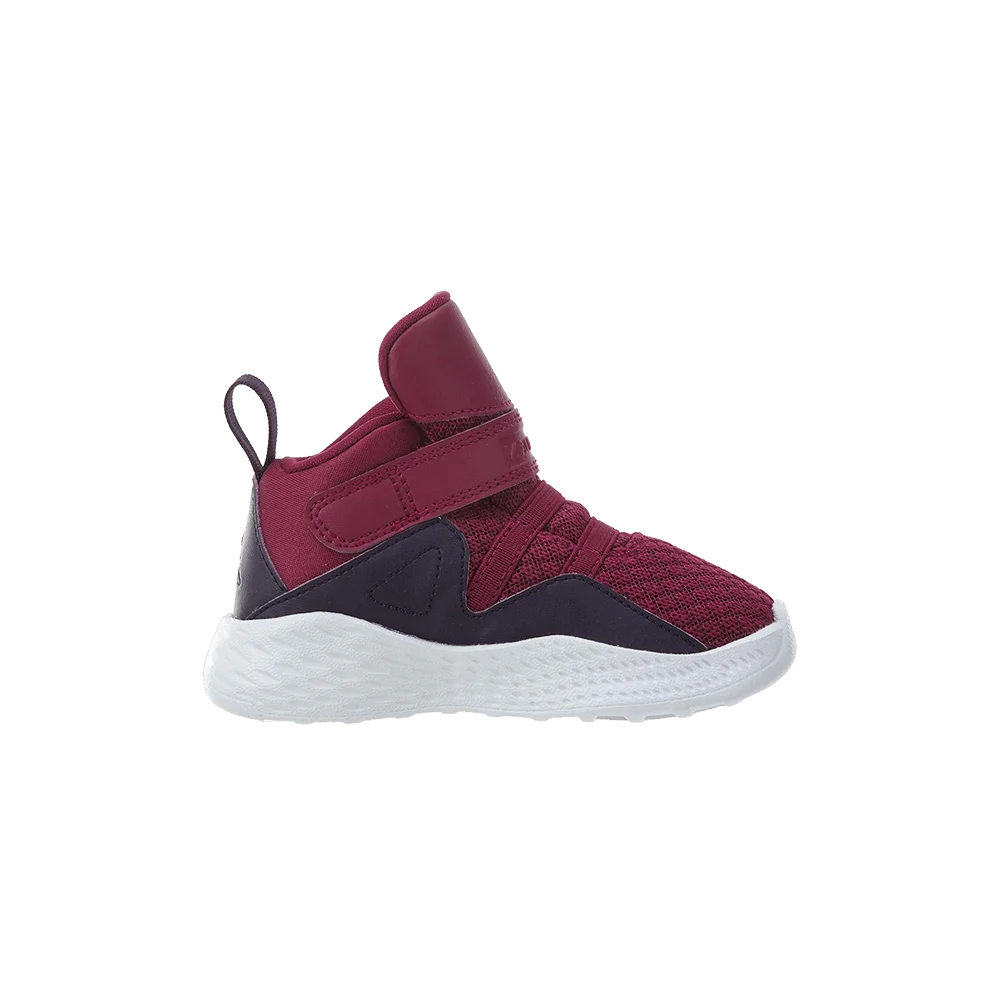 Krossovki-Air-Jordan-Formula-23-PS-True-Berry