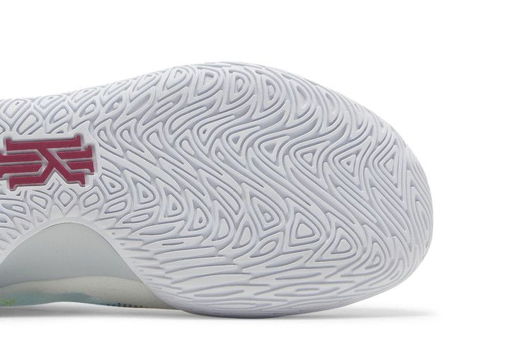 Кроссовки Nike Kyrie Flytrap 5 EP '1 World 1 People'