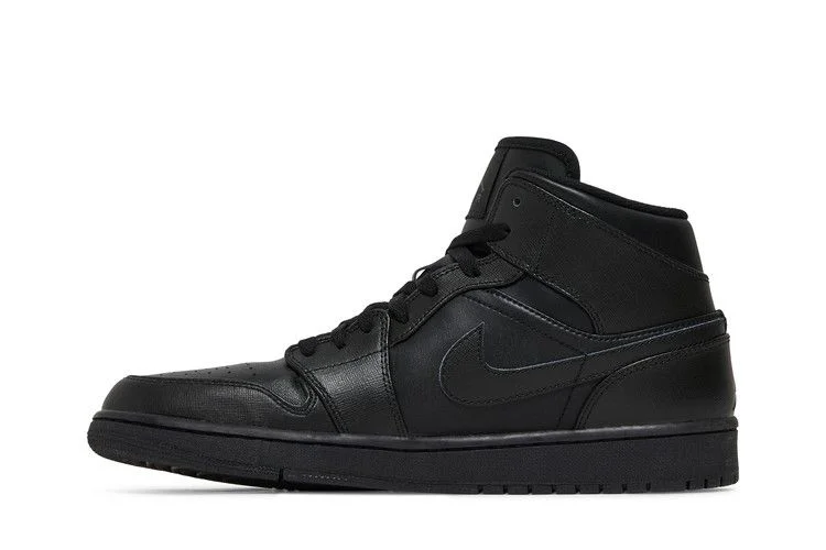 Krossovki-Air-Jordan-1-Mid-2013-Triple-Black-2