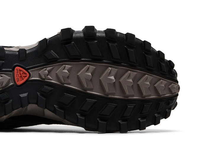 Кроссовки Nike Air Phassad ACG 'Cave Stone Aluminum'