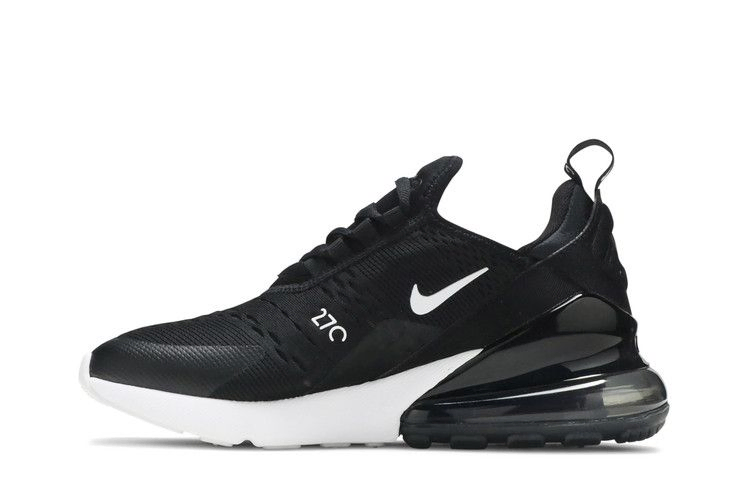 air-max-270-gs-triple-black-943345-001_02