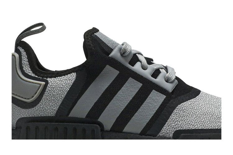 Кроссовки Adidas NMD_R1 'Grey Black'