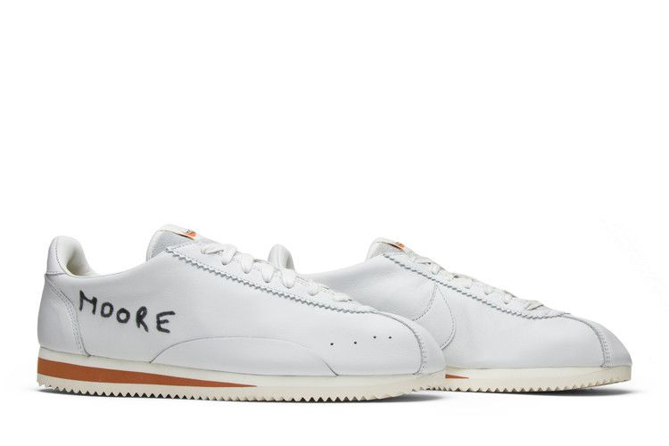 kenny-moore-x-classic-cortez-qs-943088-100_07