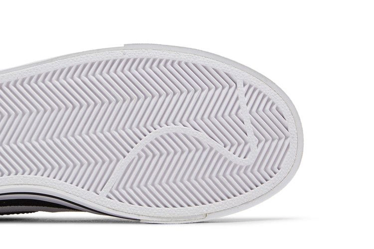 Nike Wmns Court Legacy Canvas Mid 'White Black'