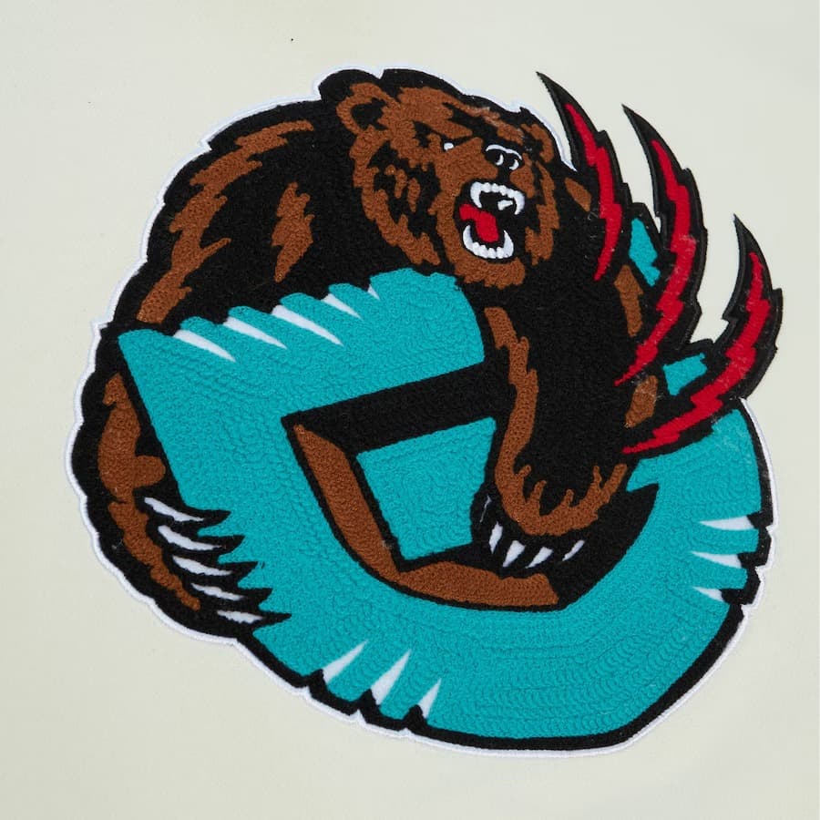 Худи Mitchell & Ness Cream Vancouver Grizzlies Retro Chainstitch Heavyweight Pullover Hoodie