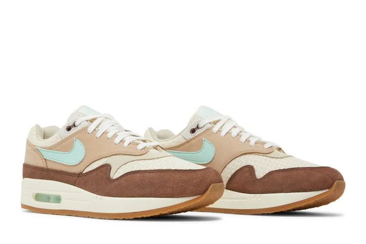 Krossovki-Nike-Air-Max-1-Retro-Crepe-Hemp-2022-7