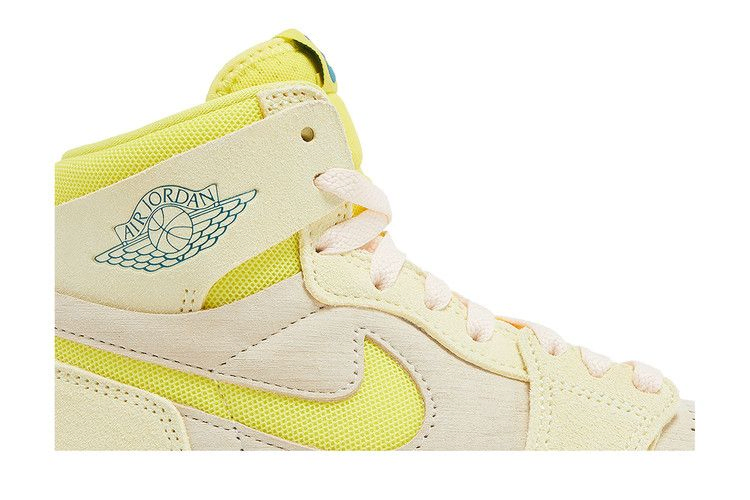 Кроссовки Wmns Air Jordan 1 High Zoom Comfort 2 'Citron Tint'