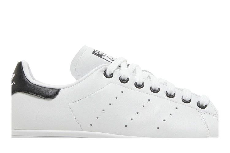 Кроссовки Disney x adidas Stan Smith 'Cruella'