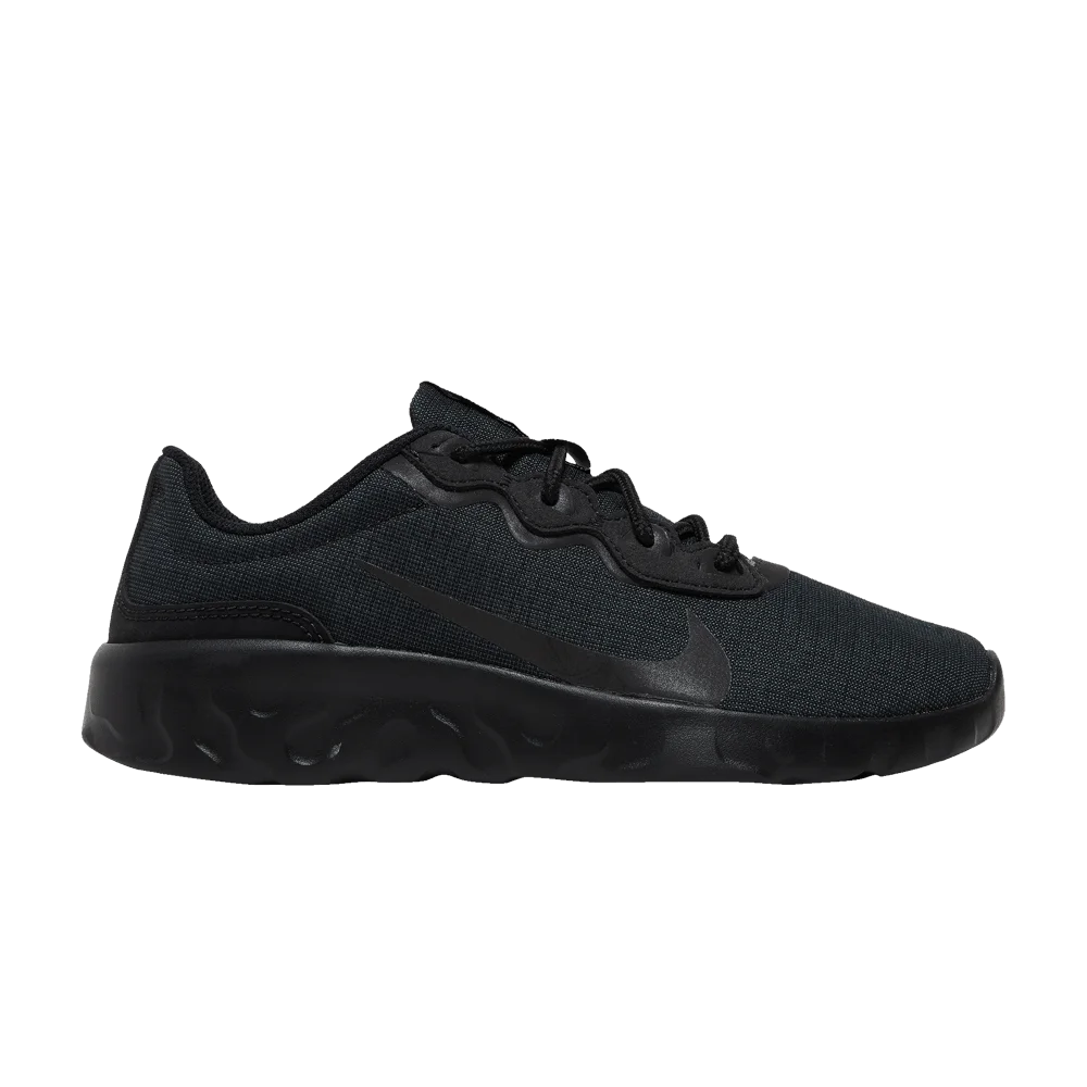 Krossovki-Nike-Wmns-Explore-Strada-Triple-Black