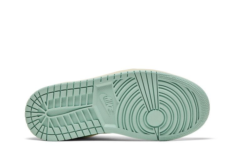Кроссовки Wmns Air Jordan 1 Low 'Sail Igloo'