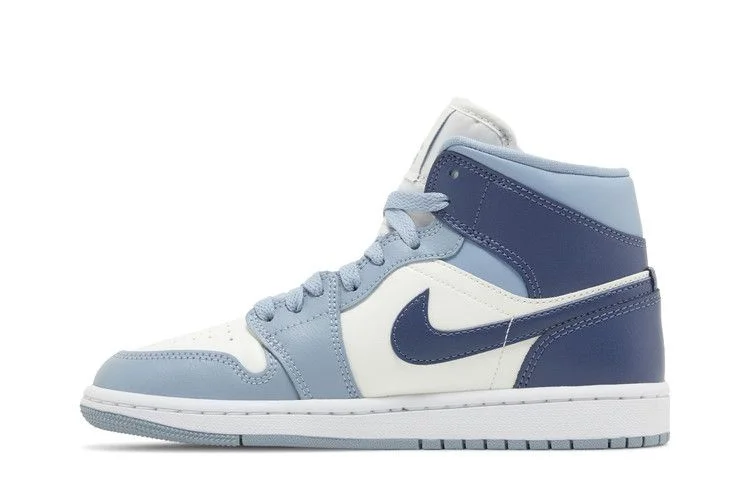 Кроссовки Wmns Air Jordan 1 Mid 'Diffused Blue'