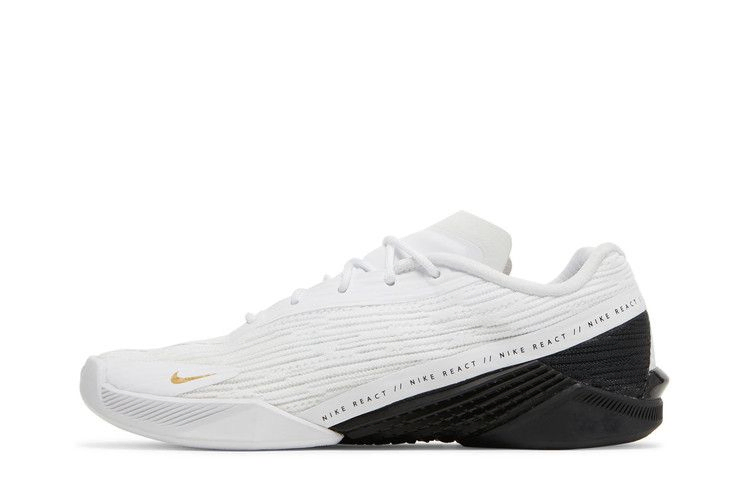 wmns-react-metcon-turbo-black-metallic-gold-ct1249-170_02