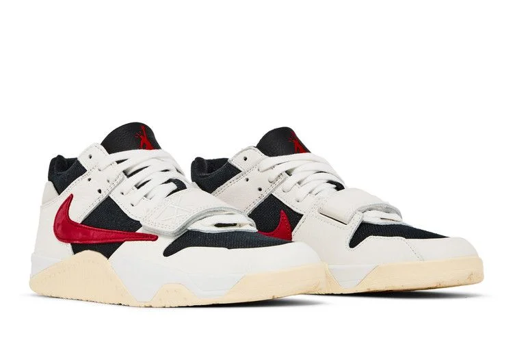 Krossovki-Travis-Scott-x-Air-Jordan-Jordan-Jumpman-Jack-TR-University-Red-7