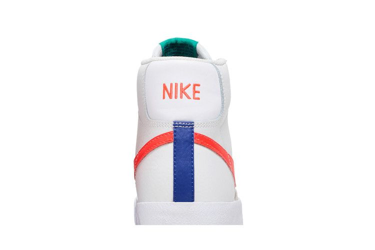 blazer-mid-77-gs-platinum-tint-bright-crimson-da4086-004_06