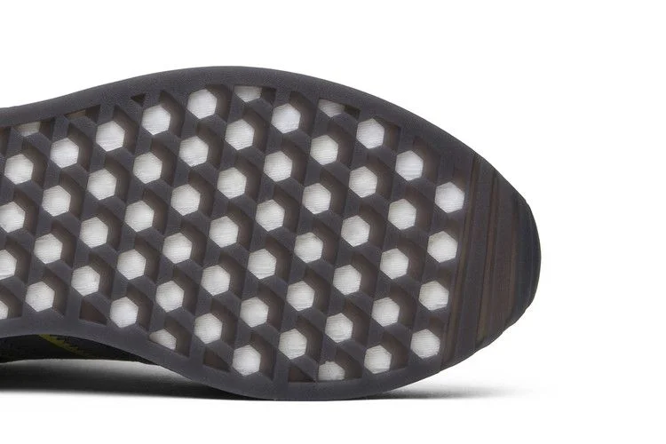 Krossovki-size-x-adidas-i-5923-Manchester-Showers-4