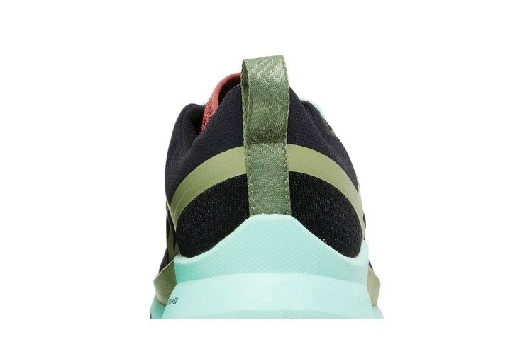 Кроссовки Nike React Pegasus Trail 4 'Black Alligator Mint'