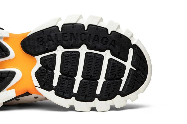 Krossovki-Balenciaga-Track-Sneaker-White-Orange-4
