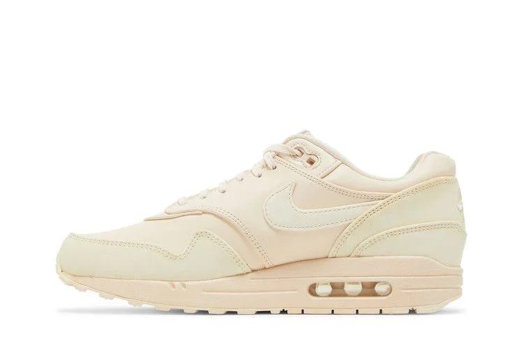 Кроссовки Nike Wmns Air Max 1 LX 'Guava Ice'