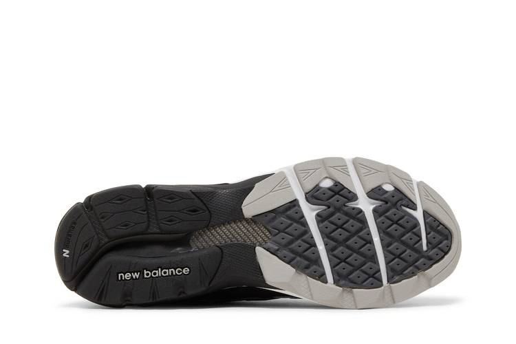 Кроссовки DTLR x New Balance 990v3 Made in USA 'GR3YSCALE'