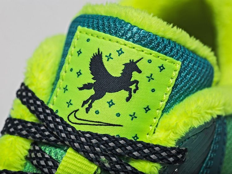 wmns-air-max-90-db-838767-374_01