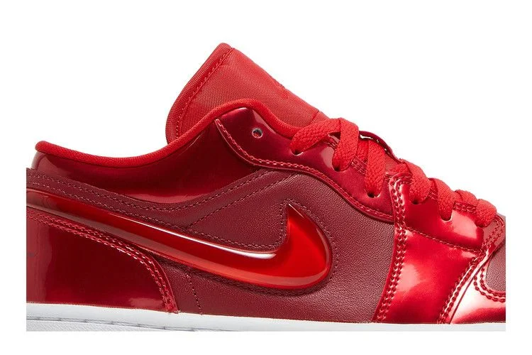 Кроссовки Wmns Air Jordan 1 Low SE 'Pomegranate'